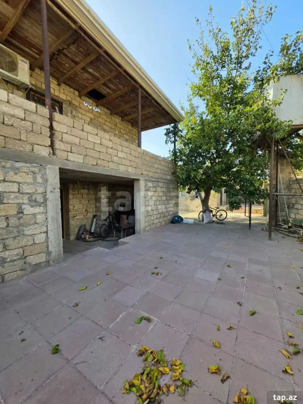 Satılır 4 otaqlı həyət evi 150 m²