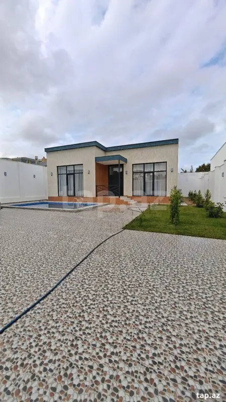 Satılır 4 otaqlı həyət evi 165 m²