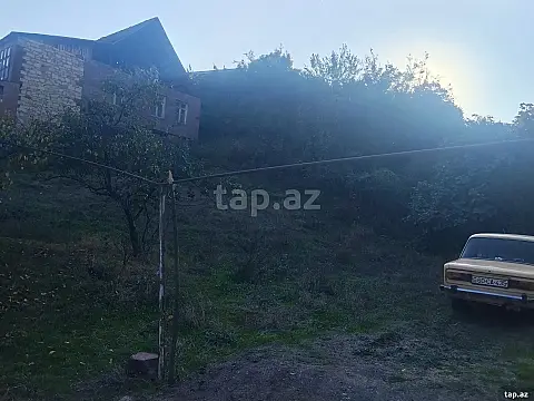 Satılır 10 otaqlı həyət evi 40 m² — Göygöl 10 otaq 40.00 m²