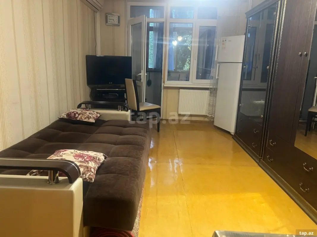 Kirayə verilir 2 otaqlı mənzil 32 m²