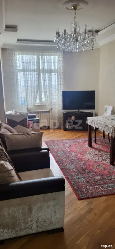 Kirayə verilir 2 otaqlı yeni tikili 90 m²
