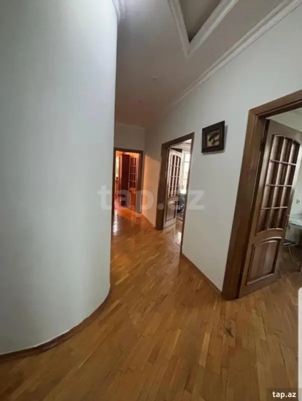 Kirayə verilir 2 otaqlı yeni tikili 75 m²