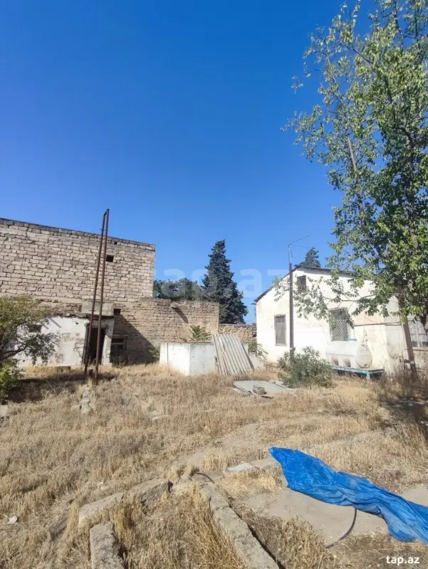 Satılır 4 otaqlı həyət evi 60 m²