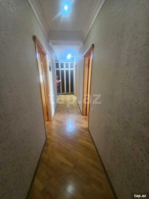 Satılır 3 otaqlı yeni tikili 120 m²