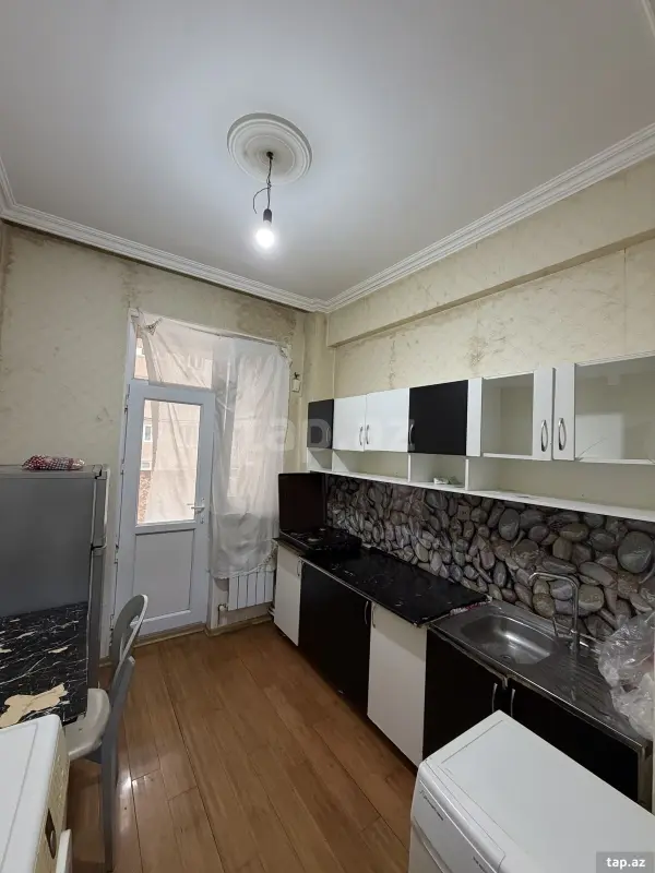 Kirayə verilir 2 otaqlı yeni tikili 40 m²