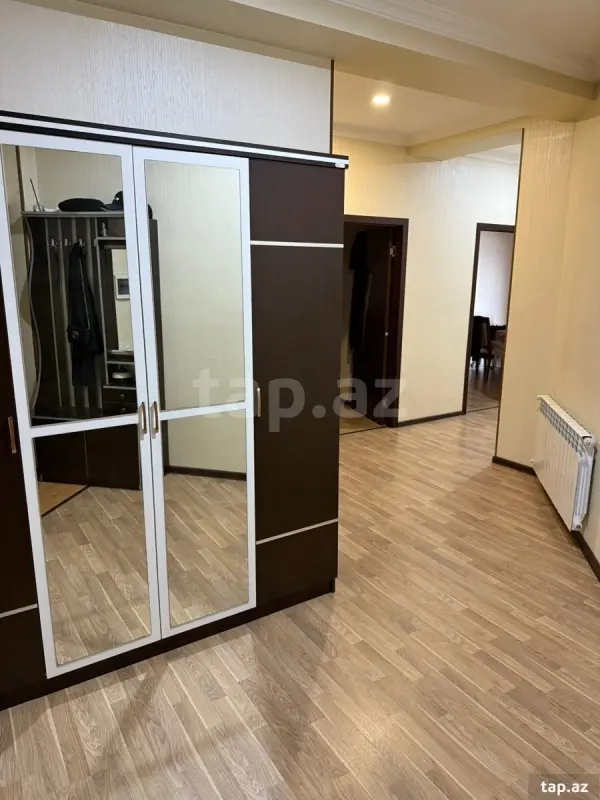 Kirayə verilir 2 otaqlı yeni tikili 80 m²