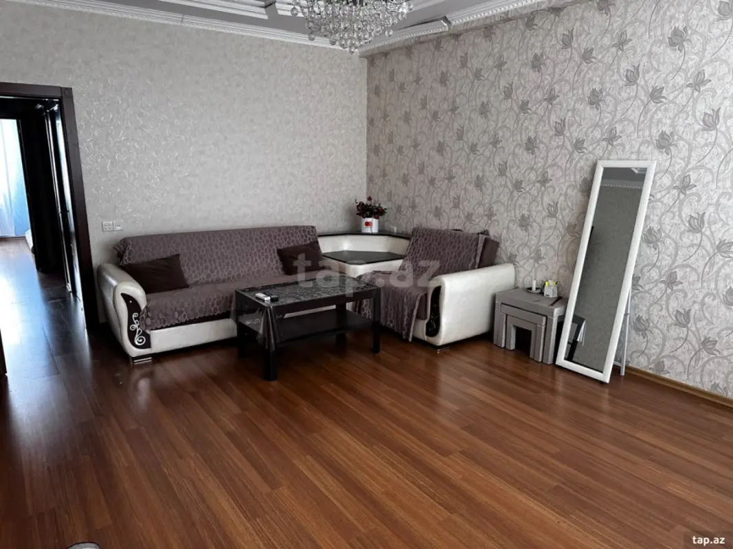 Kirayə verilir 3 otaqlı yeni tikili 90 m²