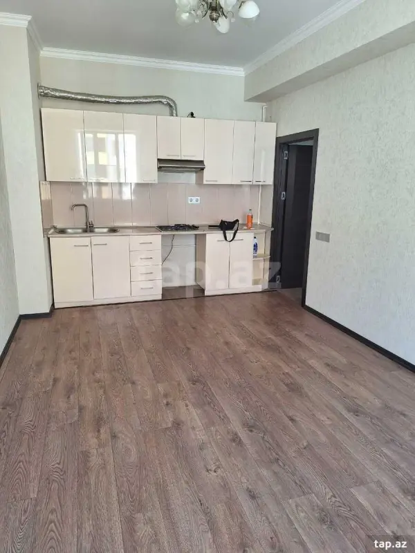 Satılır 3 otaqlı yeni tikili 61 m²