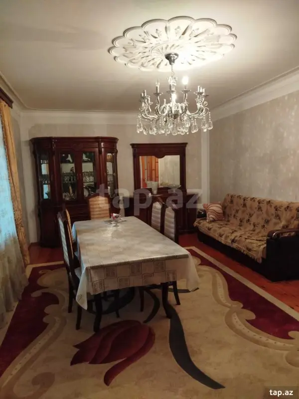 Satılır 5 otaqlı mənzil 105 m²