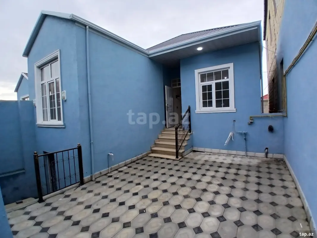 Satılır 5 otaqlı həyət evi 160 m²