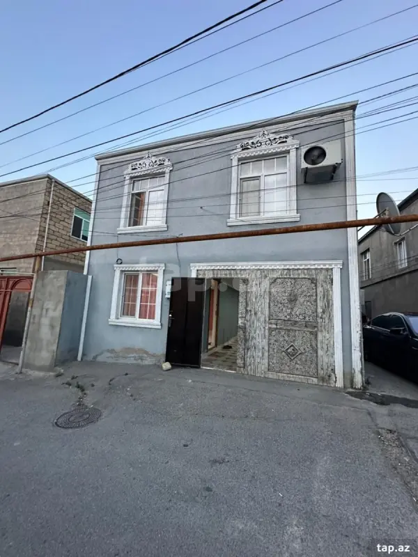 Satılır 5 otaqlı həyət evi 138 m²
