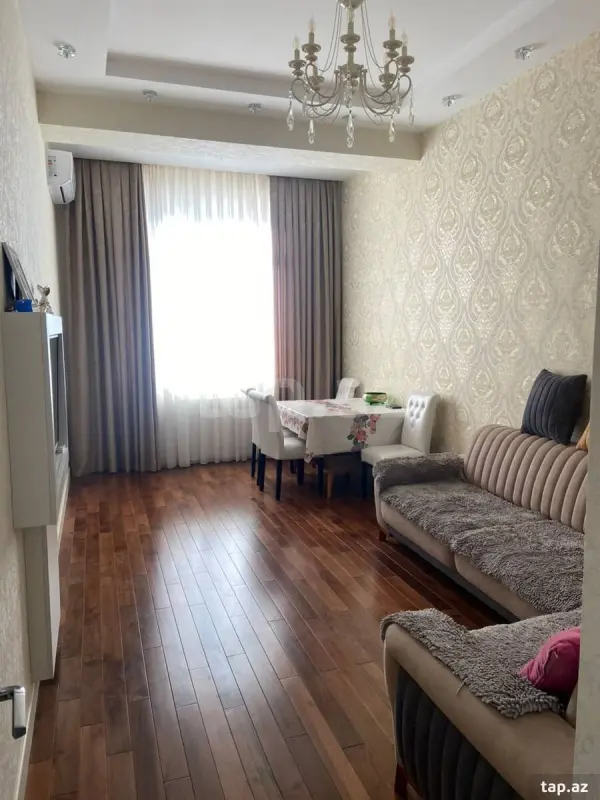 Kirayə verilir 2 otaqlı yeni tikili 80 m²