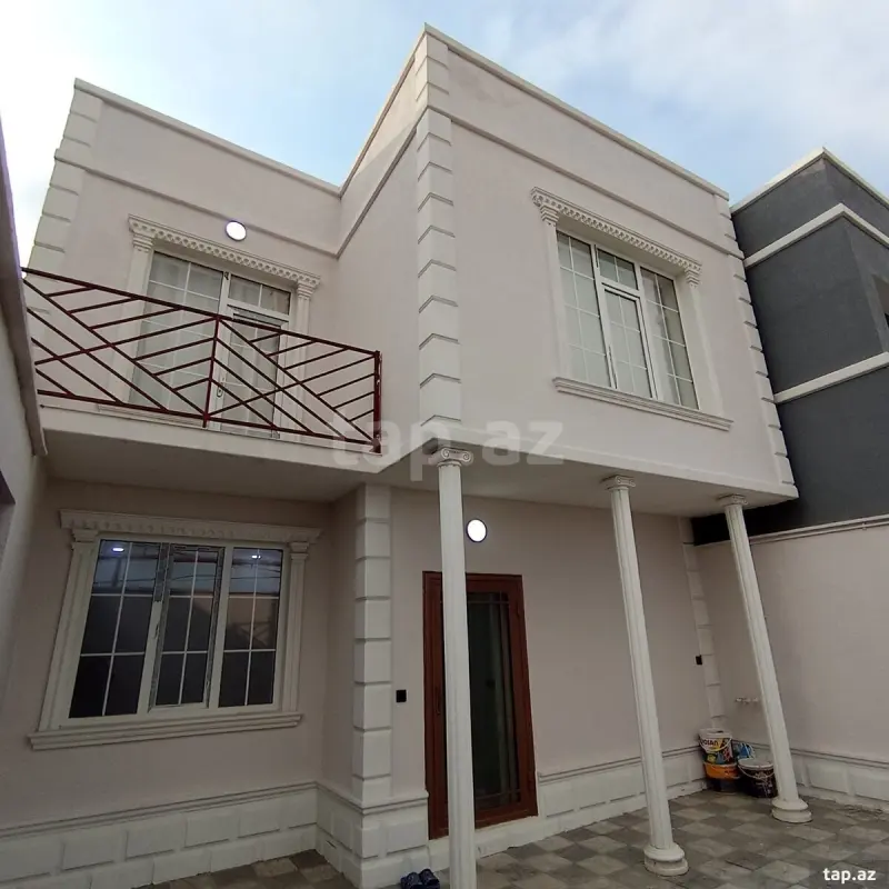 Satılır 4 otaqlı həyət evi 160 m²