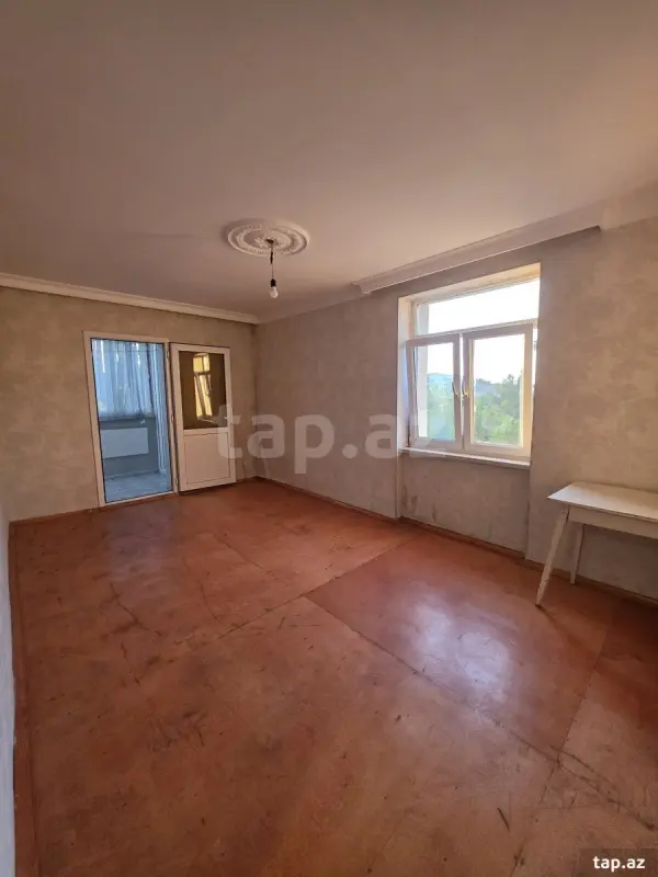 Satılır 1 otaqlı mənzil 32 m²