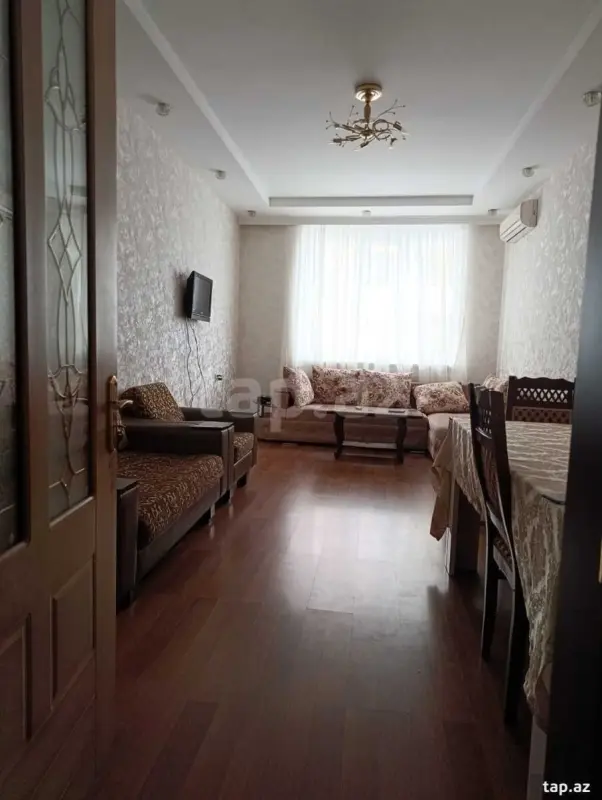 Kirayə verilir 2 otaqlı yeni tikili 69 m²