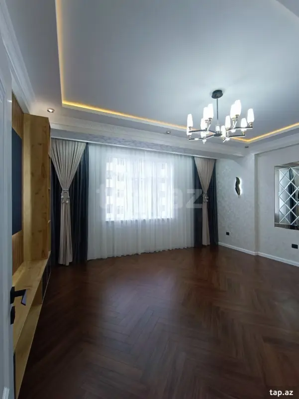 Satılır 3 otaqlı yeni tikili 108 m²