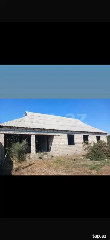 Satılır 4 otaqlı həyət evi 5 m²