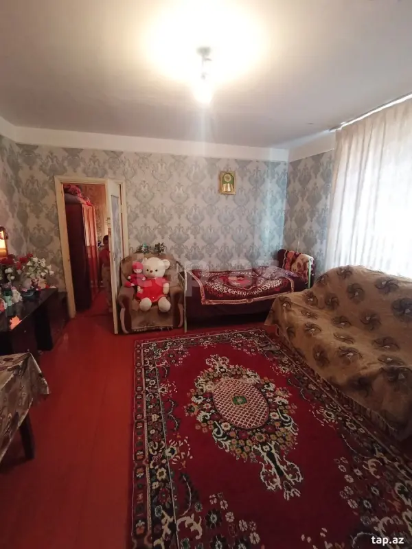 Satılır 2 otaqlı mənzil 42 m²