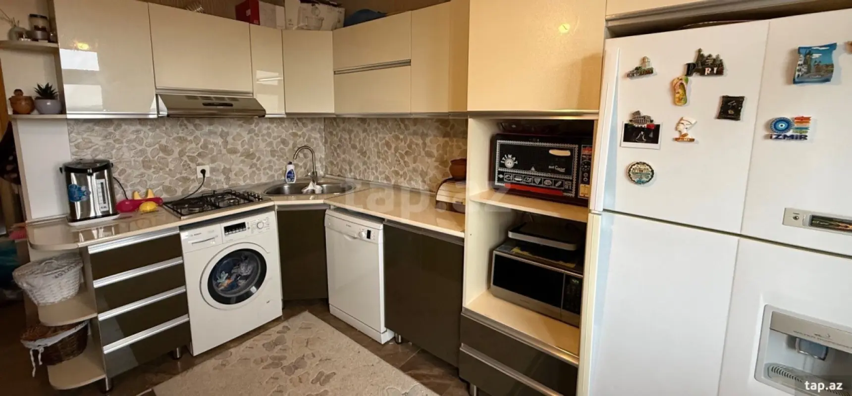 Satılır 2 otaqlı mənzil 49 m²