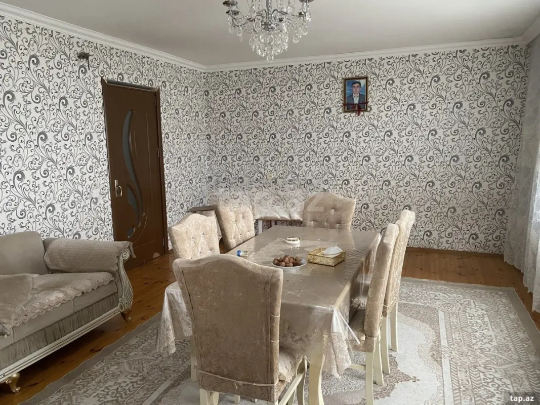 Satılır 3 otaqlı həyət evi 132 m²