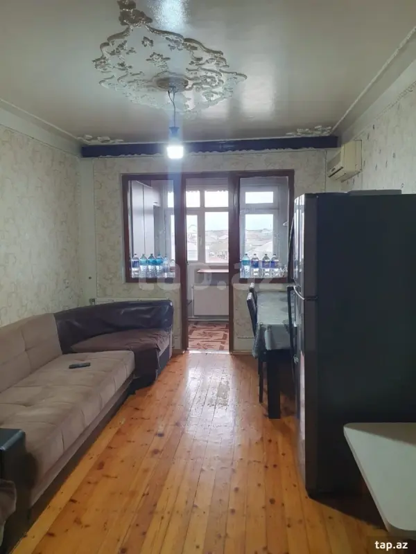 Kirayə verilir 2 otaqlı mənzil 42 m²