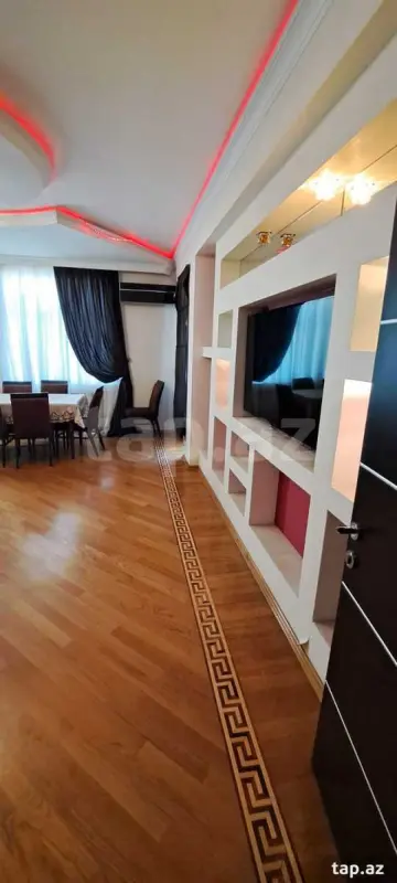 Kirayə verilir 3 otaqlı yeni tikili 120 m²