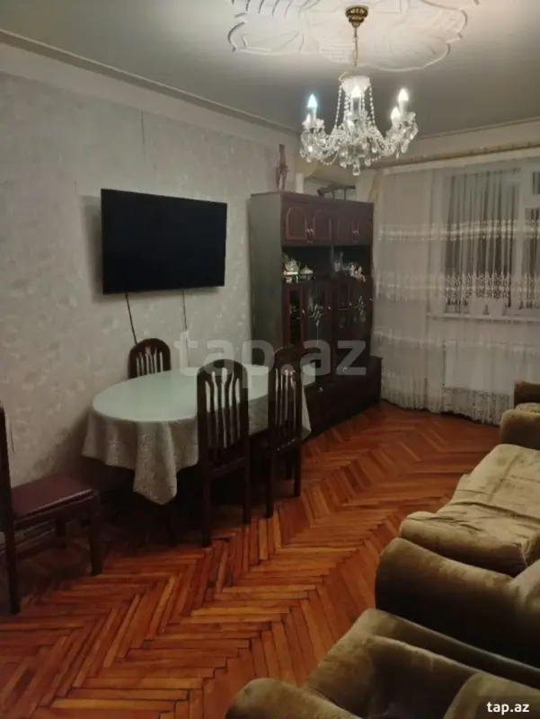 Satılır 4 otaqlı mənzil 90 m²