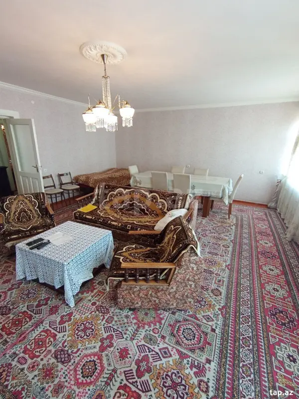 Satılır 5 otaqlı mənzil 101 m²