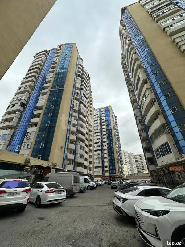 Satılır 3 otaqlı yeni tikili 82 m²
