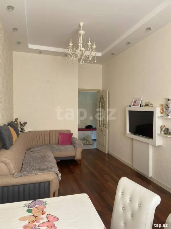 Kirayə verilir 2 otaqlı yeni tikili 52 m²
