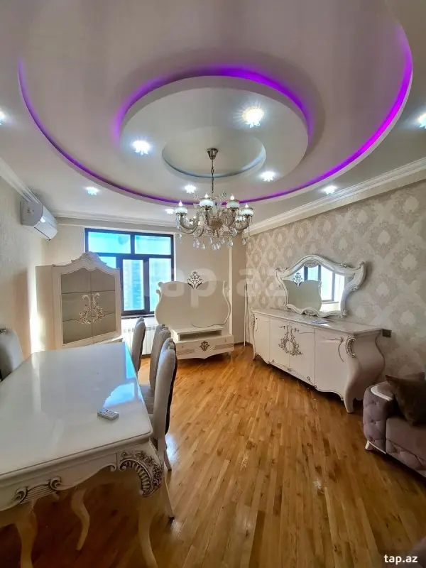 Satılır 2 otaqlı yeni tikili 75 m²