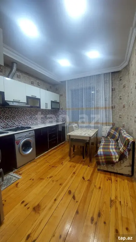 Kirayə verilir 3 otaqlı yeni tikili 92 m²