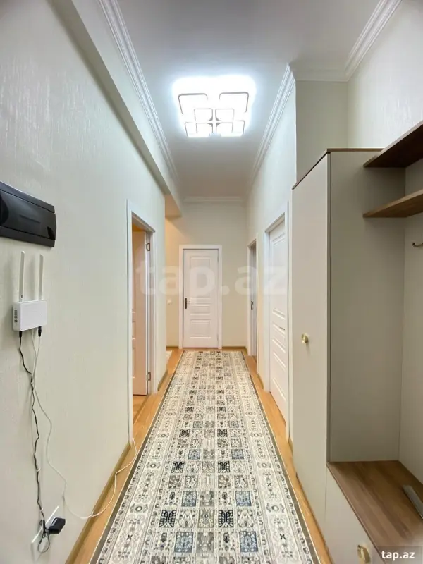 Kirayə verilir 3 otaqlı yeni tikili 70 m²