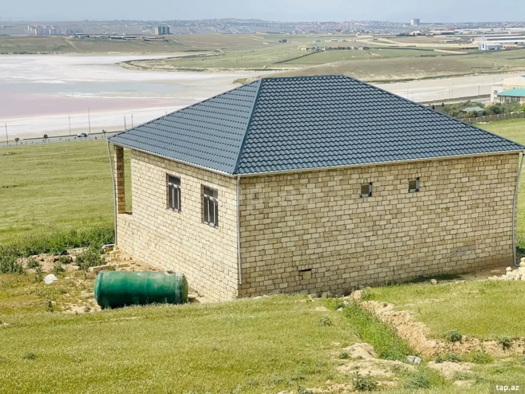 Satılır 5 otaqlı həyət evi 150 m²