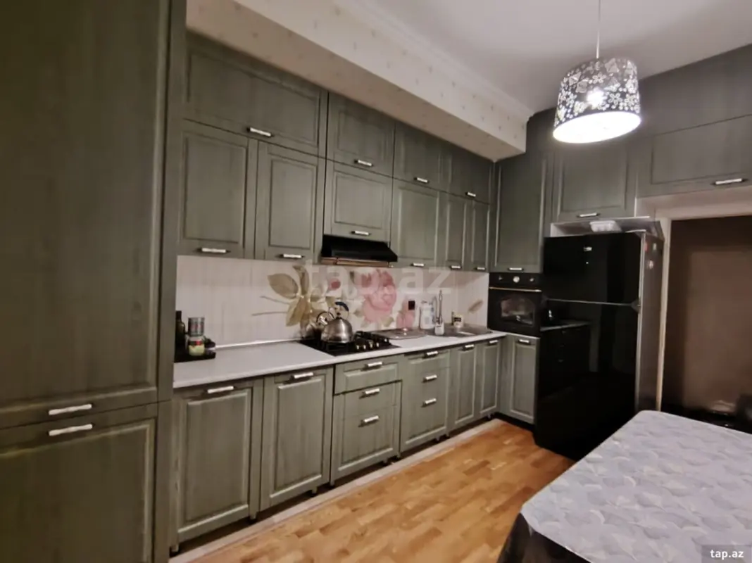 Satılır 3 otaqlı yeni tikili 85 m²