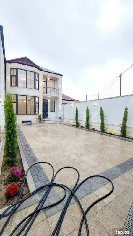 Satılır 5 otaqlı həyət evi 170 m²