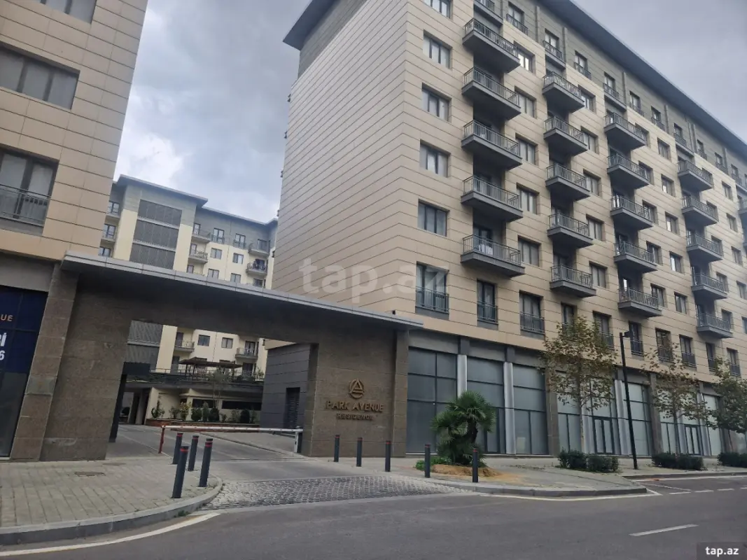 Satılır 3 otaqlı yeni tikili 137 m²