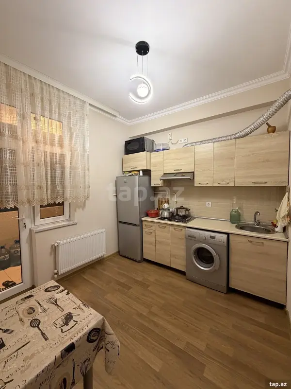 Satılır 3 otaqlı yeni tikili 77 m²