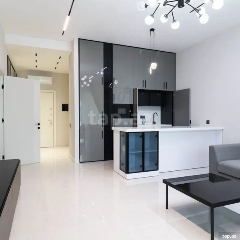 Satılır 2 otaqlı yeni tikili 93 m²