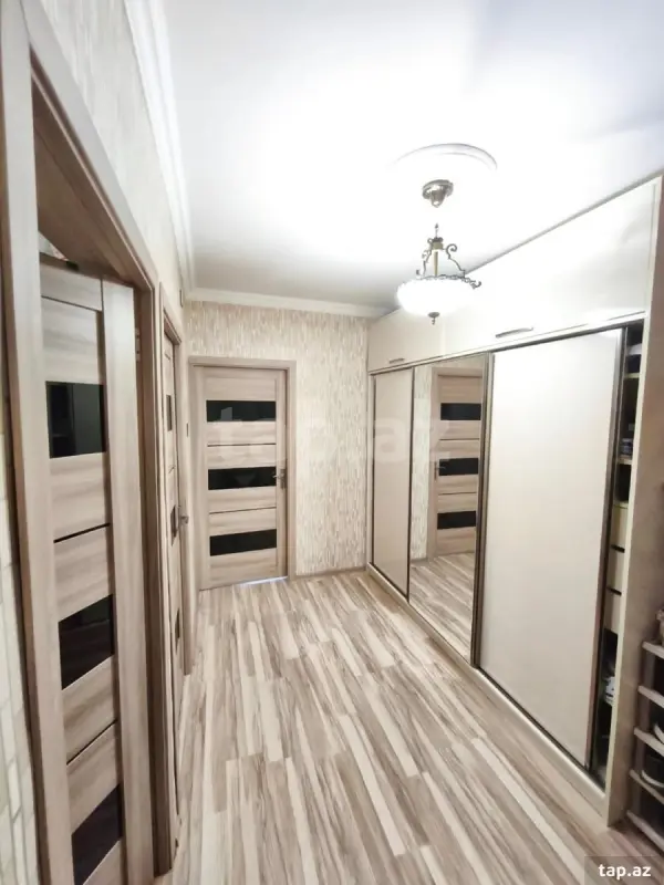 Satılır 2 otaqlı mənzil 54 m²