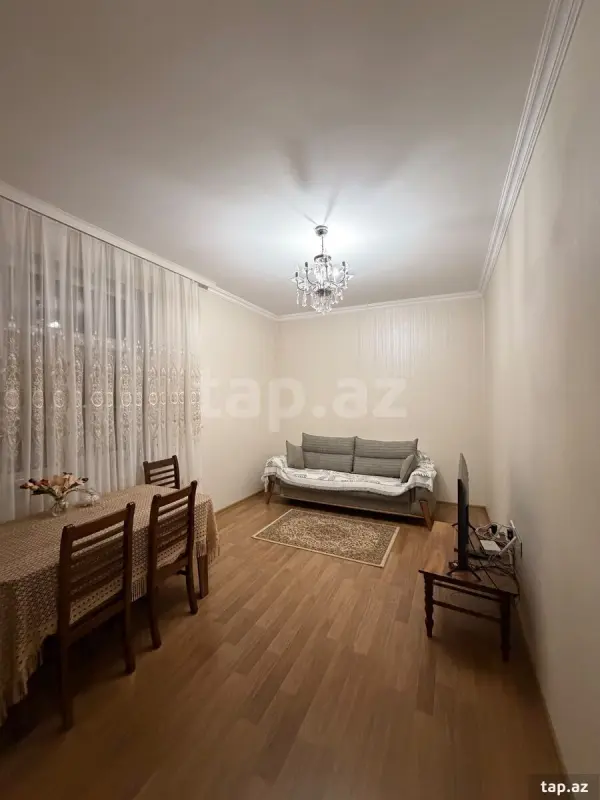 Satılır 3 otaqlı yeni tikili 77 m²