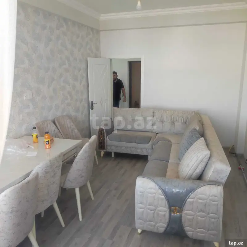 Kirayə verilir 2 otaqlı yeni tikili 65 m²