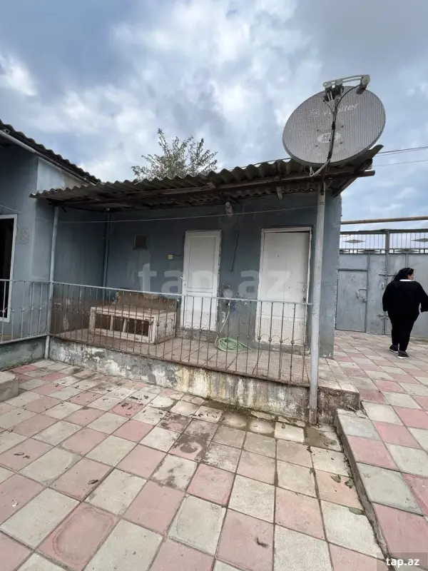 Satılır 3 otaqlı həyət evi 70 m²