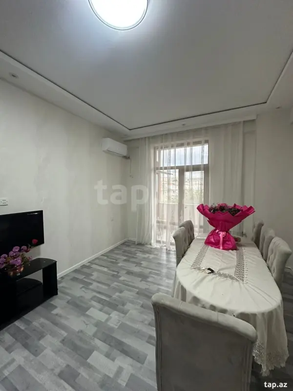 Kirayə verilir 3 otaqlı yeni tikili 103 m²