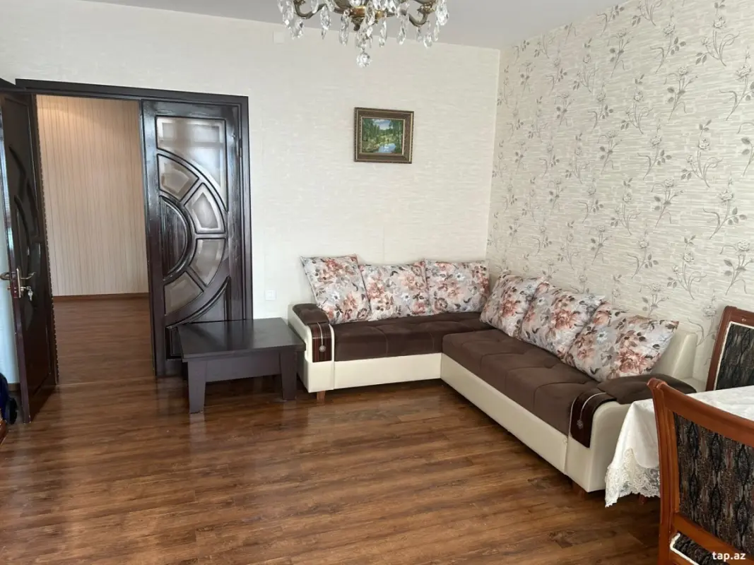 Kirayə verilir 2 otaqlı yeni tikili 77 m²