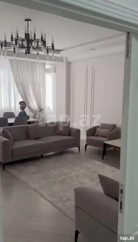 Kirayə verilir 3 otaqlı yeni tikili 130 m²