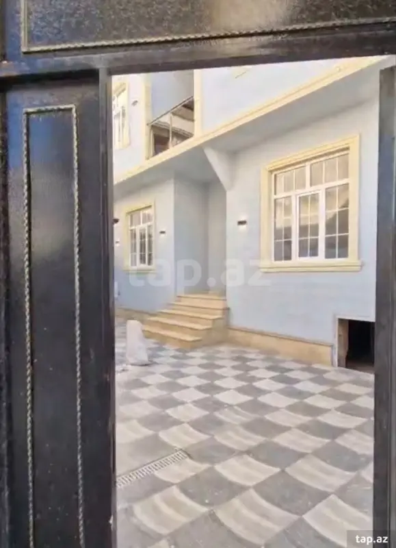 Satılır 4 otaqlı həyət evi 160 m²