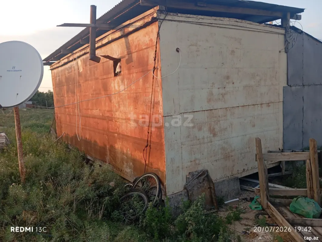 Satılır 2 otaqlı həyət evi 100.2 m²