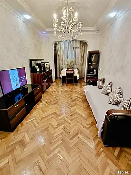 Satılır 4 otaqlı mənzil 90 m² — Bakı 4 otaq 90.00 m²
