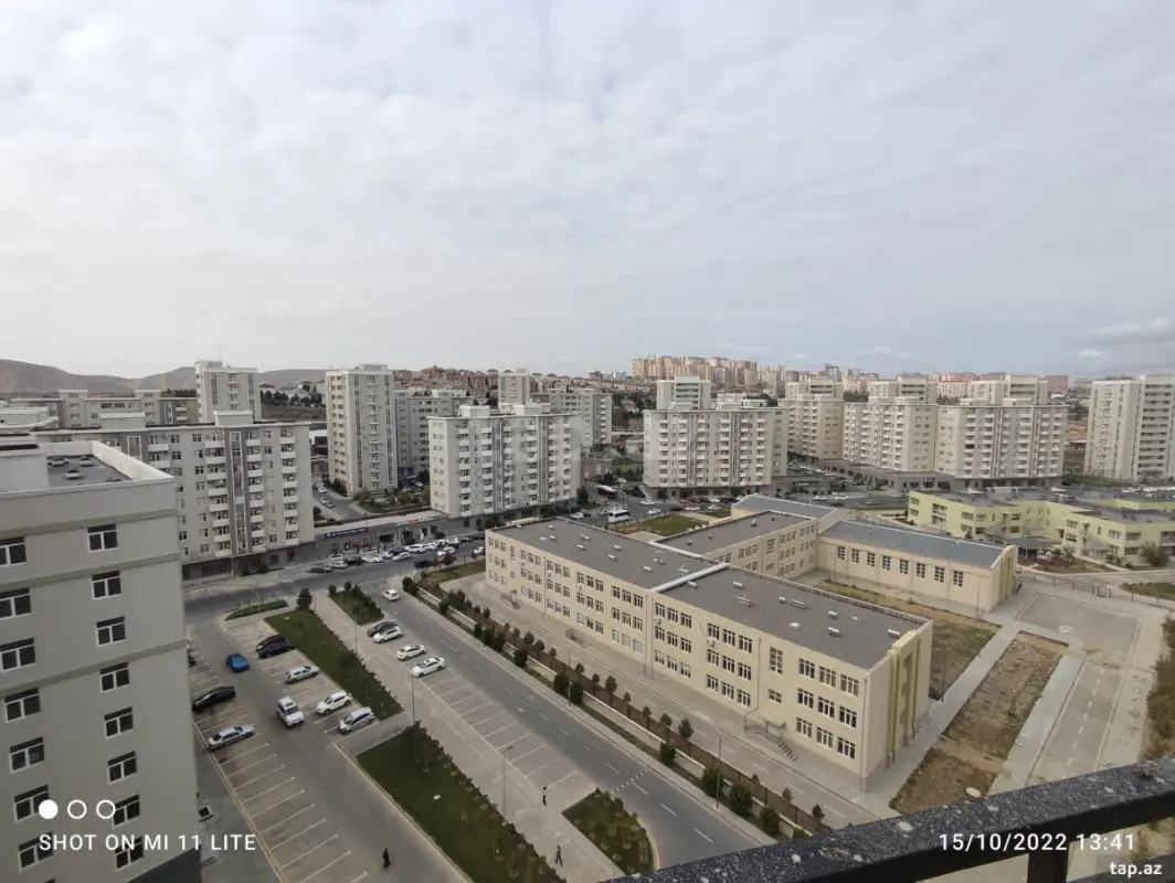 Kirayə verilir 3 otaqlı yeni tikili 80 m²